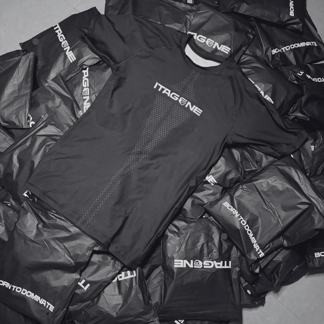 Rashguard Noir Compression – Obsidian